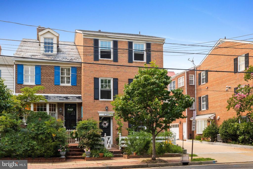 621 S SAINT ASAPH ST, Alexandria, VA 22314