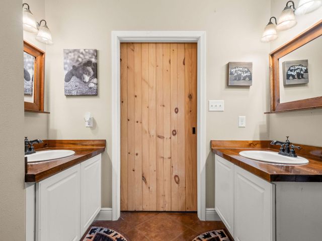 270 Dogwood Ln, Simpson, LA 71474