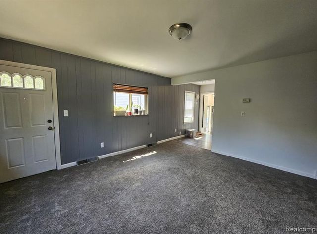 1016 Grove Avenue, Royal Oak, MI 48067