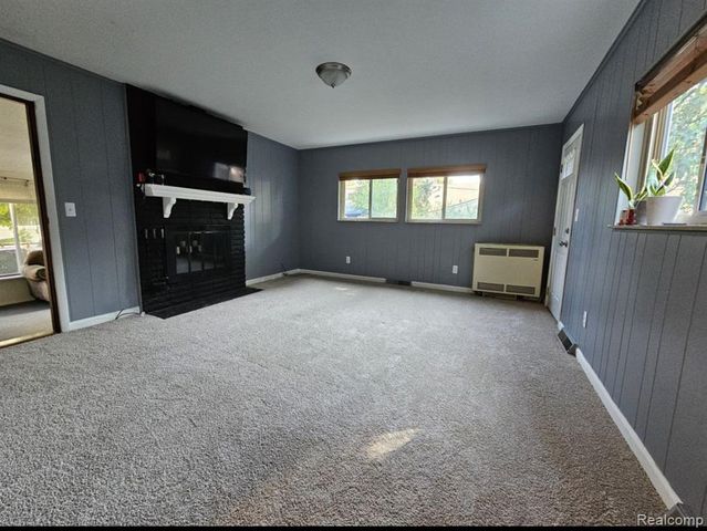 1016 Grove Avenue, Royal Oak, MI 48067