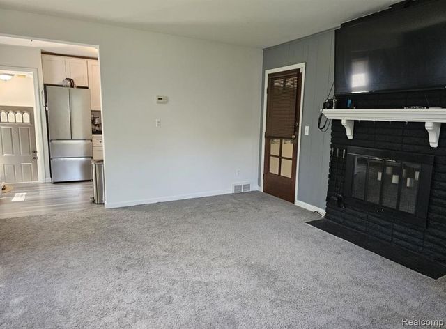 1016 Grove Avenue, Royal Oak, MI 48067