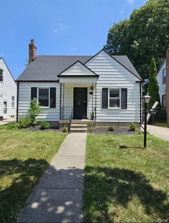 1016 Grove Avenue, Royal Oak, MI 48067