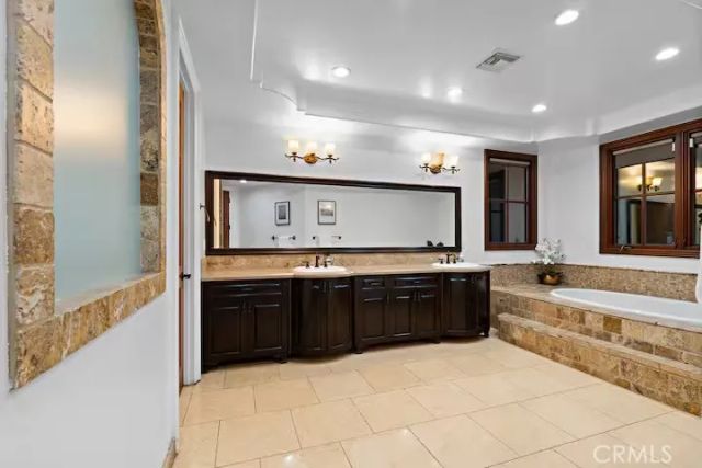 16806 Addison Street, Encino, CA 91436