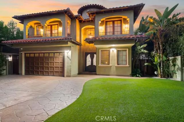 16806 Addison Street, Encino, CA 91436