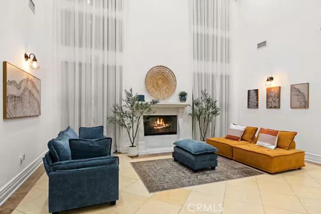 16806 Addison Street, Encino, CA 91436