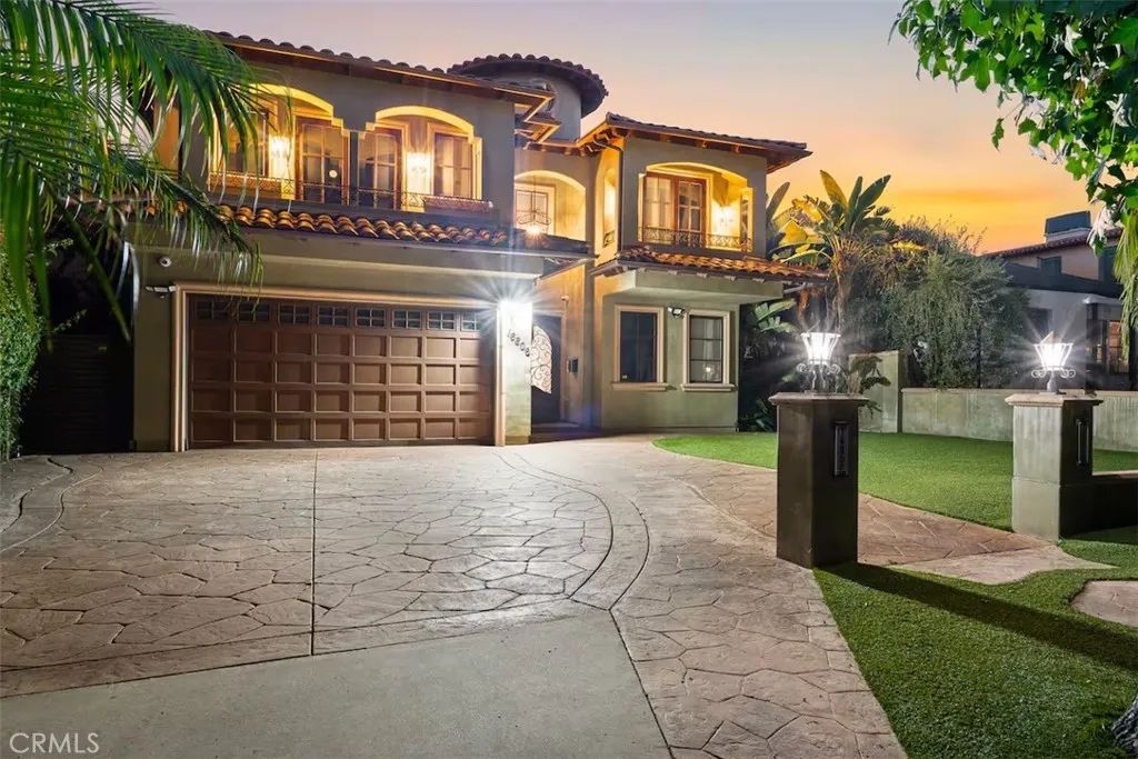 16806 Addison Street, Encino, CA 91436