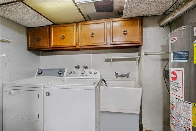 16400 University Avenue, South Holland, IL 60473