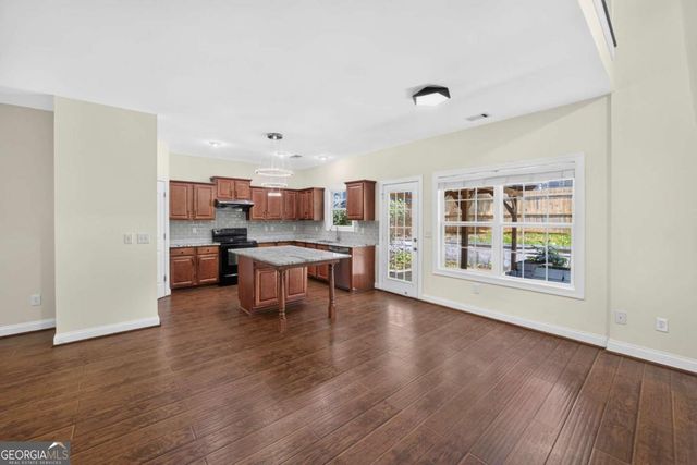 5711 Apple Grove Road, Buford, GA 30519