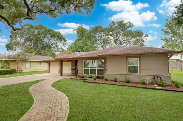 5604 Whitehaven Street, Bellaire, TX 77401