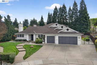 2737 Harland Ct, Walnut Creek, CA 94598