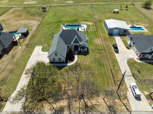 3230 Knob Road, Springtown, TX 76082