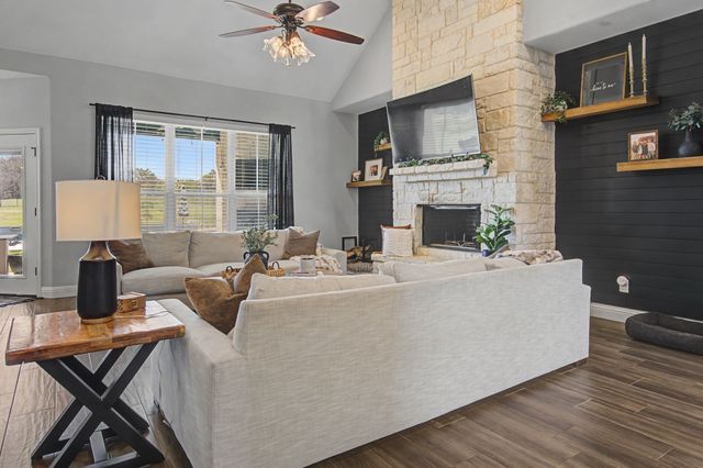 3230 Knob Road, Springtown, TX 76082