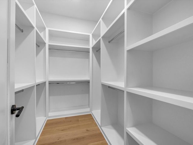 508 Dell Court, Houston, TX 77009