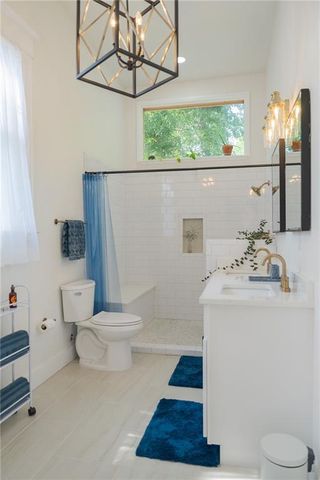 1311 Chamberlain Avenue, Mobile, AL 36604