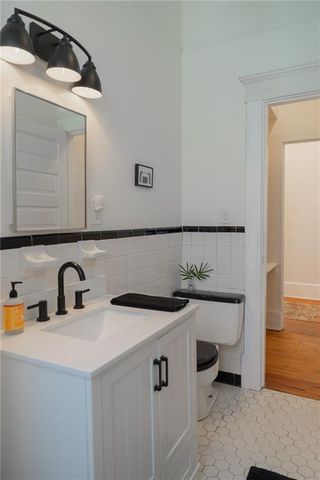 1311 Chamberlain Avenue, Mobile, AL 36604