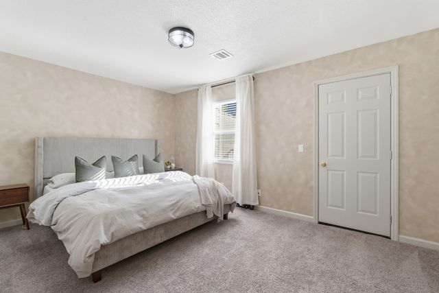 543 River Rock Blvd, Murfreesboro, TN 37128