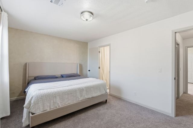 543 River Rock Blvd, Murfreesboro, TN 37128