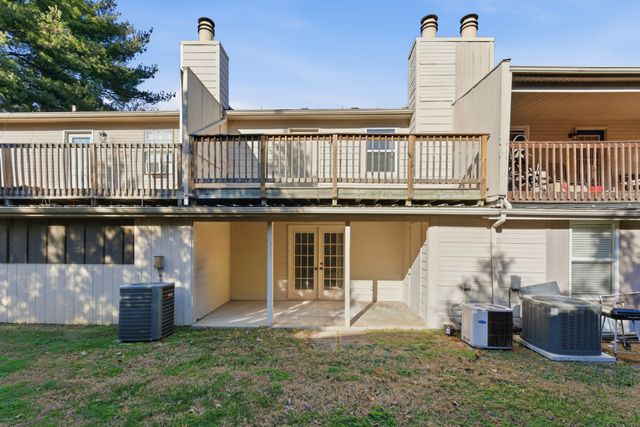 543 River Rock Blvd, Murfreesboro, TN 37128