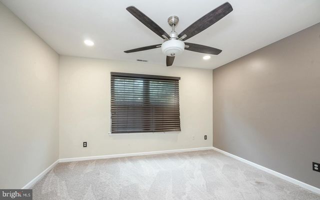 1214 TRISTRAM CIR, Mantua, NJ 08051