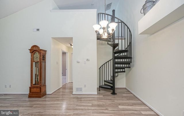 1214 TRISTRAM CIR, Mantua, NJ 08051