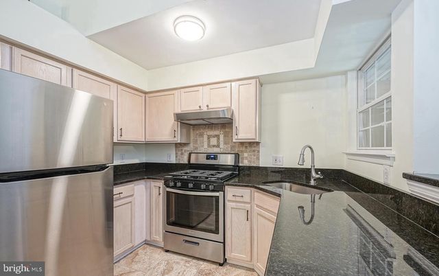 1214 TRISTRAM CIR, Mantua, NJ 08051