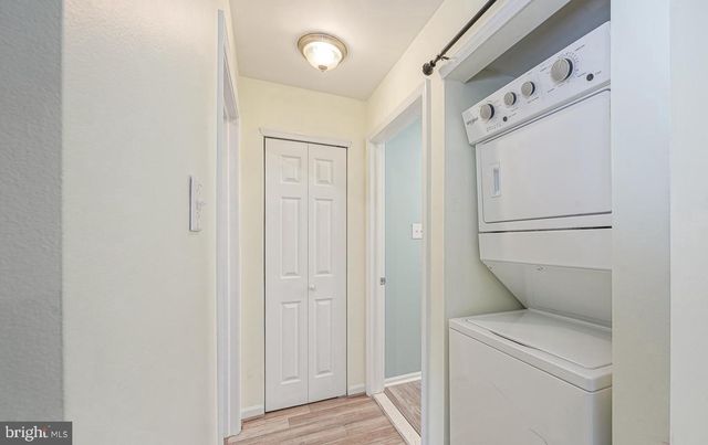 1214 TRISTRAM CIR, Mantua, NJ 08051