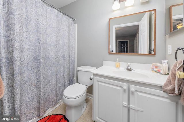 701 TANGLEWOOD DR, Sicklerville, NJ 08081