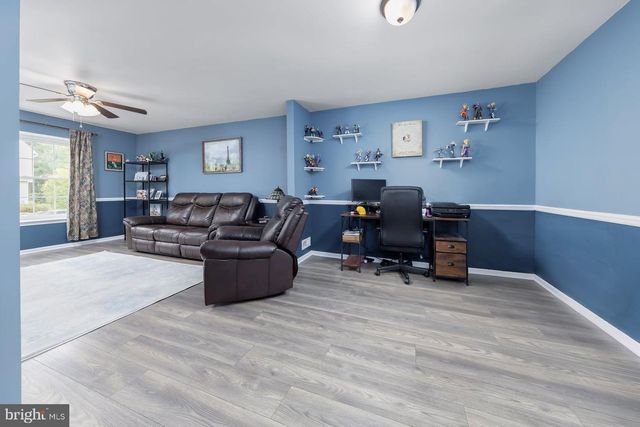701 TANGLEWOOD DR, Sicklerville, NJ 08081