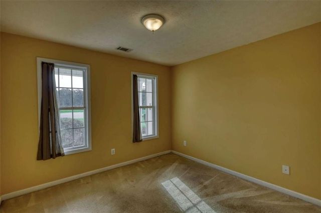 25 Luke Ln, Covington, GA 30014