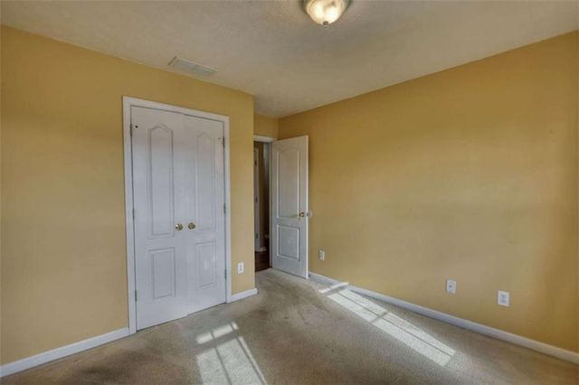 25 Luke Ln, Covington, GA 30014