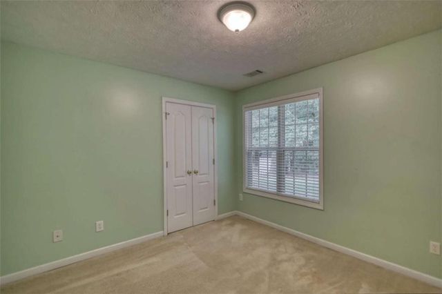 25 Luke Ln, Covington, GA 30014