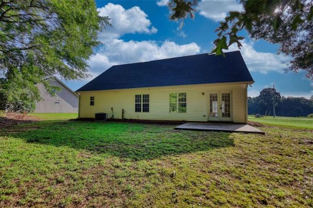 25 Luke Ln, Covington, GA 30014