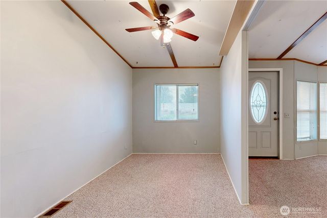 589 Criscola Avenue, College Place, WA 99324