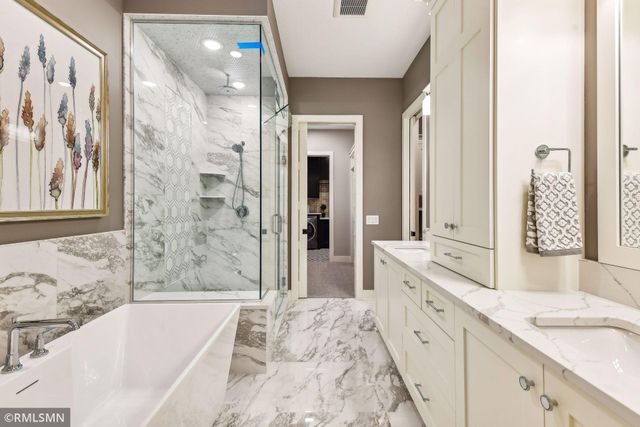 1230 Greenway Pass, Golden Valley, MN 55427