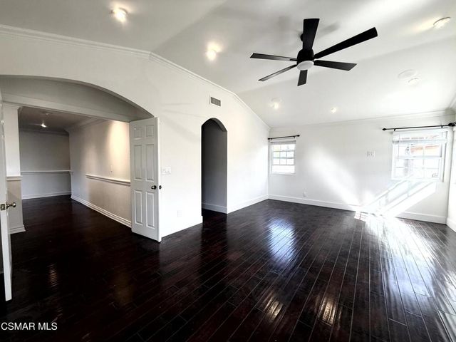 29608 Lazy Oak Place, Agoura Hills, CA 91301