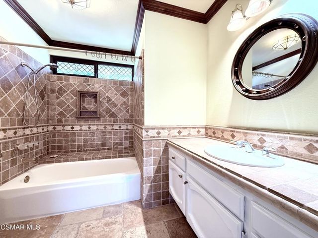 29608 Lazy Oak Place, Agoura Hills, CA 91301