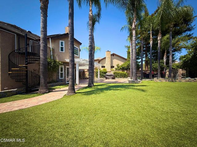 29608 Lazy Oak Place, Agoura Hills, CA 91301
