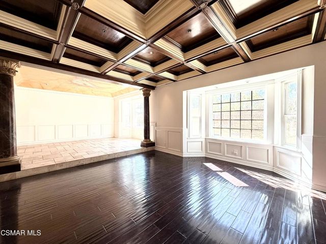 29608 Lazy Oak Place, Agoura Hills, CA 91301