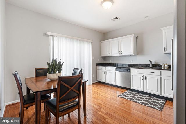1303 SOUTH ST, Philadelphia, PA 19147