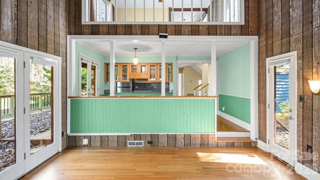 7221 Delta Lake Drive, Charlotte, NC 28215