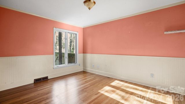 7221 Delta Lake Drive, Charlotte, NC 28215