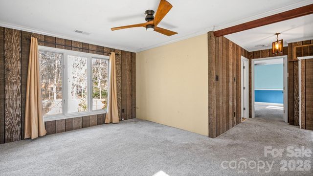 7221 Delta Lake Drive, Charlotte, NC 28215