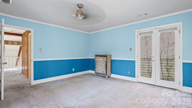 7221 Delta Lake Drive, Charlotte, NC 28215