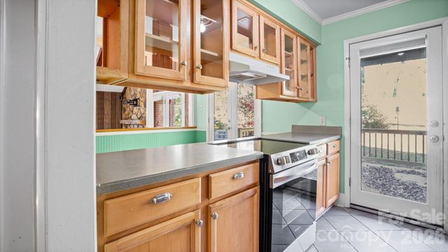 7221 Delta Lake Drive, Charlotte, NC 28215