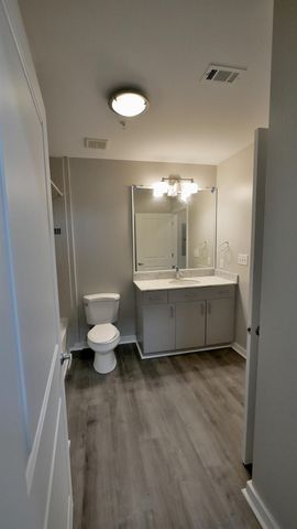 5925 Almeda Rd 12113, Houston, TX 77004