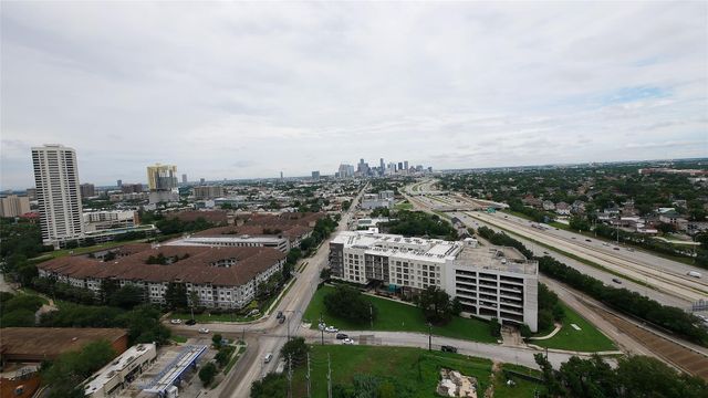 5925 Almeda Rd 12113, Houston, TX 77004