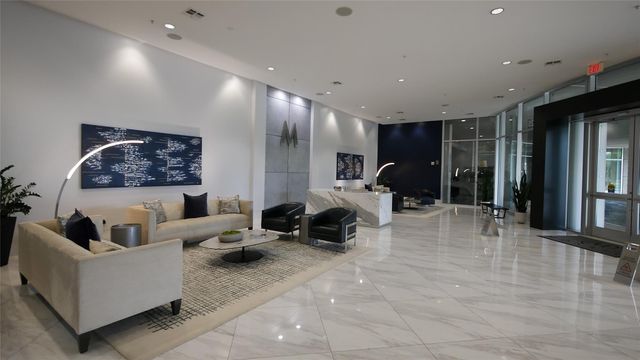 5925 Almeda Rd 12113, Houston, TX 77004