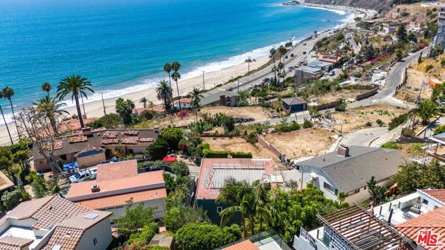 17725 Revello Drive, Los Angeles, CA 90272