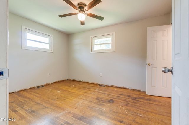 1815 Hutchinson Drive, Kingsport, TN 37660