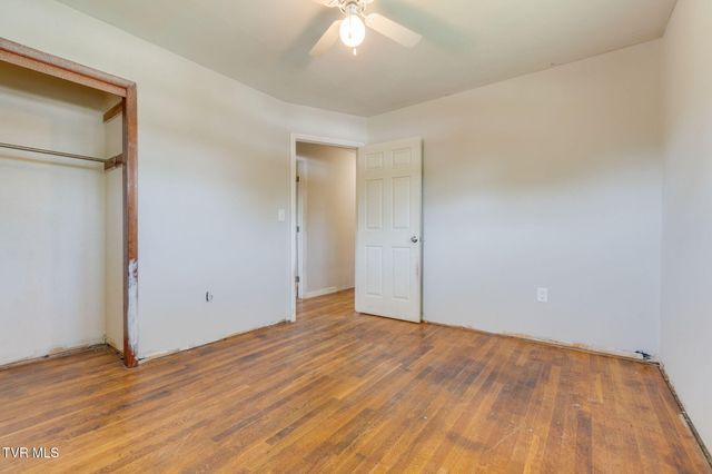 1815 Hutchinson Drive, Kingsport, TN 37660